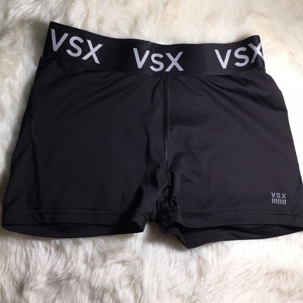 Shorts - Picture 3 of 3